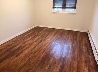 25-08 46th St #3B, Astoria, NY 11103