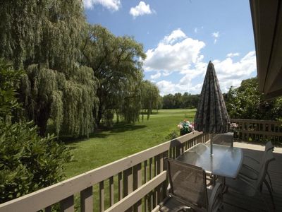 703 Country Club Dr #4070B, Fontana, WI, 53125
