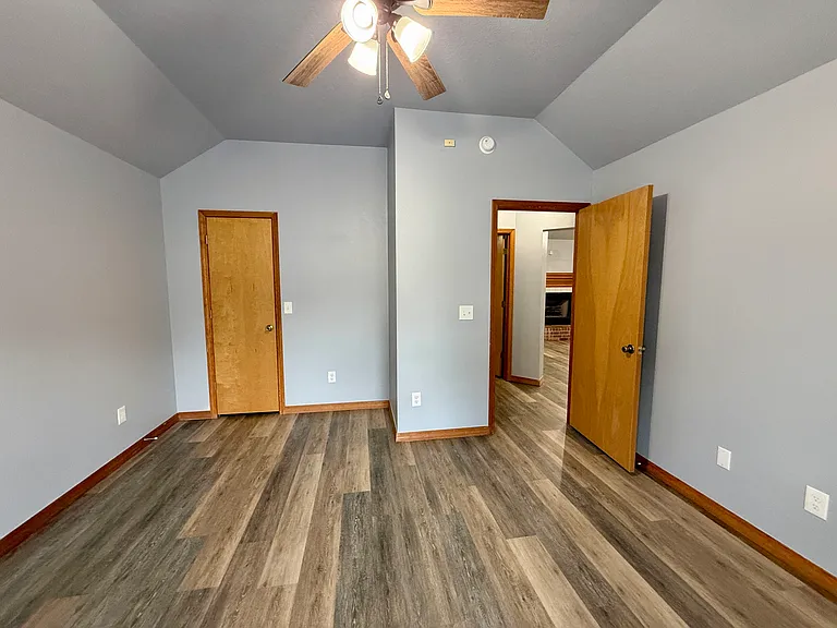 510 College Pl — Photo 32