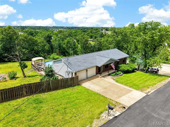 2275 Grant Dr, Arnold, MO 63010