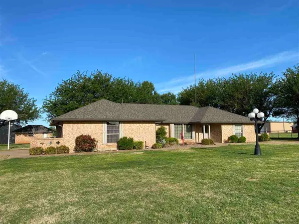 13727 NE Kleeman Rd, Elgin, OK 73538