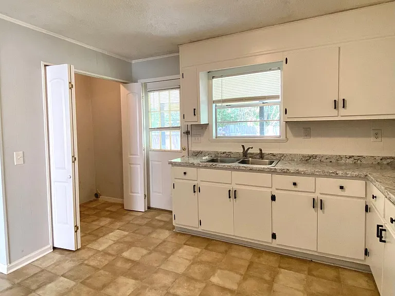 108 Fiske St #108.5 — Photo 5