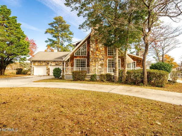 101 Taylor Lane, Morehead City, NC 28557