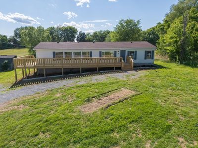3856 Atkins Rd, Cedar Hill, TN, 37032