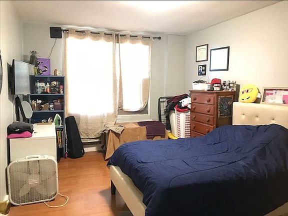 4th image of 253 Clarkson Ave #419