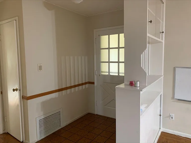 1059 S Bernardo Ave — Photo 4