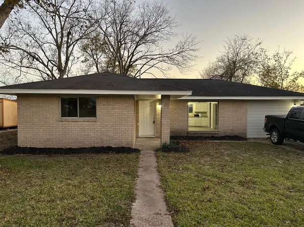 207 Sunset Heights Ave, Dayton, TX 77535