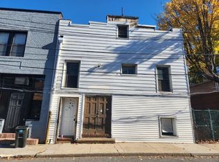 14 Russell Ave, New Rochelle, NY 10801