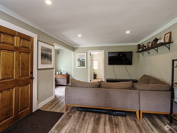 5th image of 26503 NE 212th Avenue