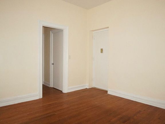 5th image of 80 Fort Washington Ave APT 1E