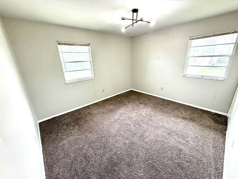 1548 Glenn Ave #D — Photo 6