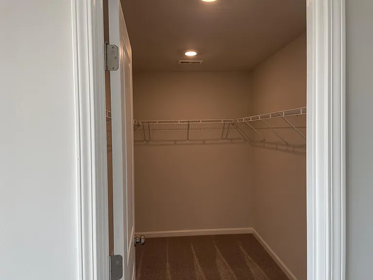 1220 Matterhorn Dr — Photo 17