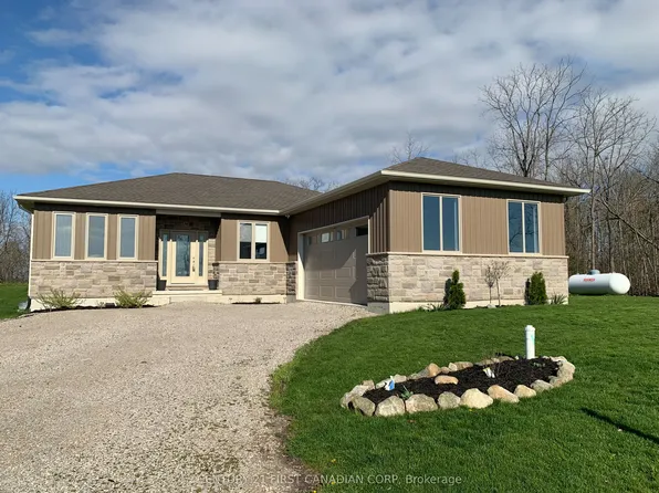 9128 Indian Hills Trl W, Lambton Shores, ON N0N 1J2