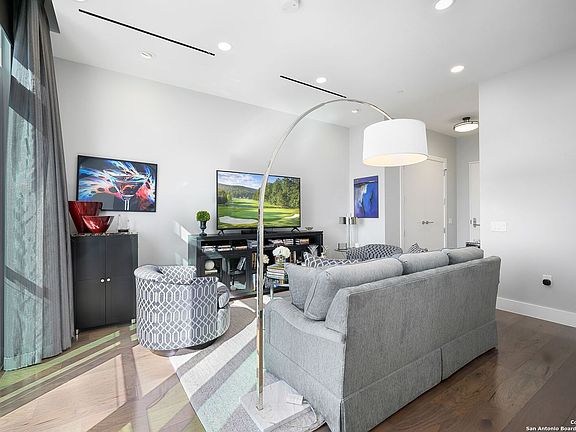 3rd image of 123 Lexington Ave #1508