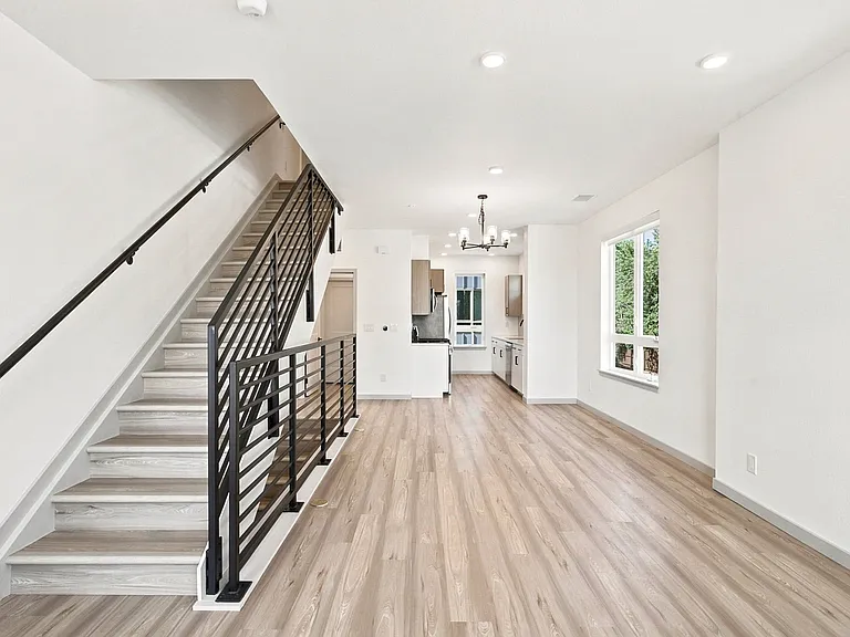University Hills Townhomes — Photo 46