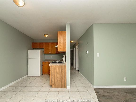 4th image of 1231 High St
