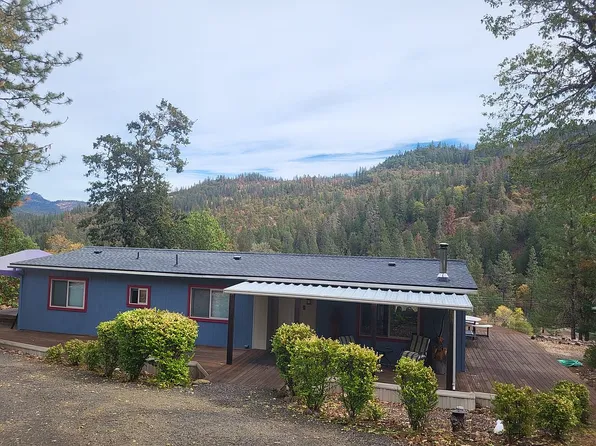 23159 Highway 62, Eagle Point, OR 97524