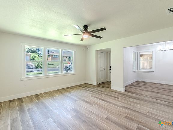 3rd image of 2808 W Avenue P