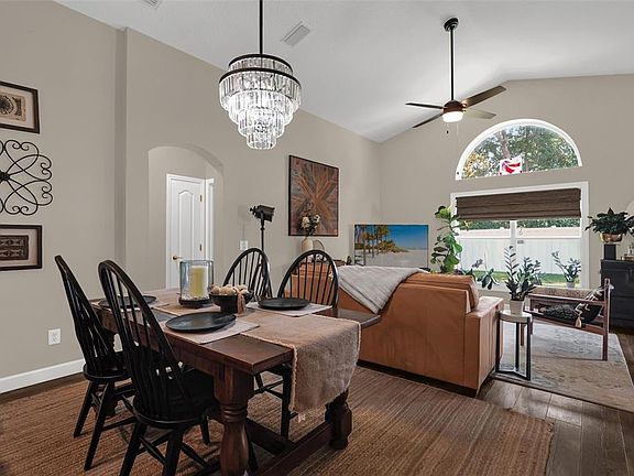 3rd image of 1393 WAUKON CIRCLE