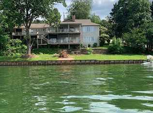 1776 Deep Cove Dr, Conover, NC 28613