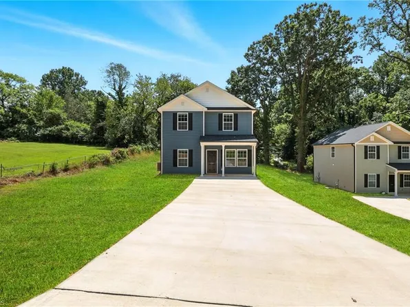 524 McCreary St, Winston Salem, NC 27105