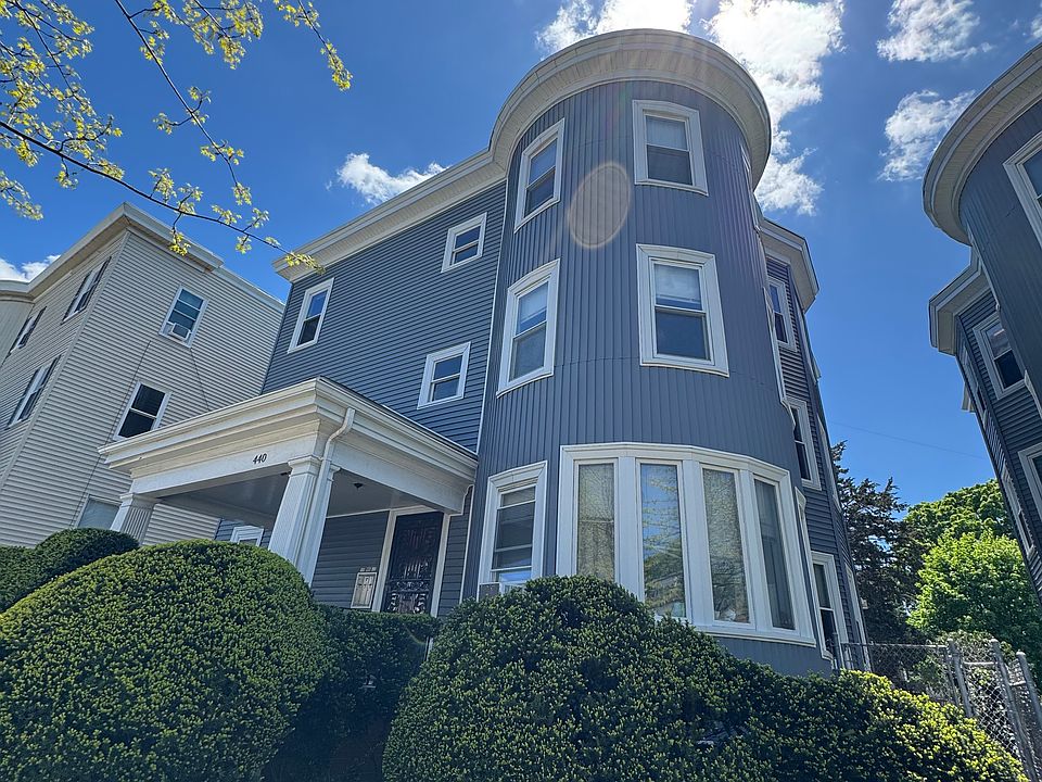 1st image of 440 Washington St #1