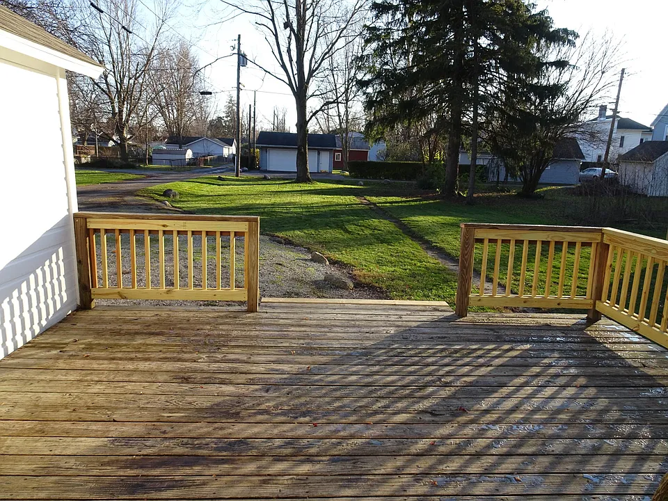 deck over looking backyard