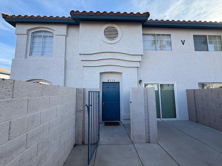 8133 Autumn Star Ave — Photo 2
