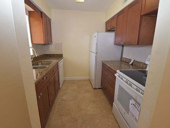 2nd image of 9226 Tudor Dr APT 201