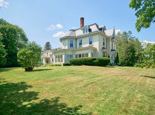 208 High St, Belfast, ME 04915