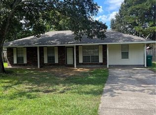 5243 Teri St, Zachary, LA 70791