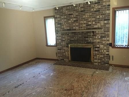 4th image of 6824 Jayhawk Cir