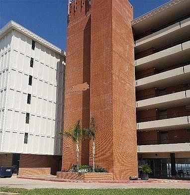 1st image of 4302 Ocean Dr APT 22