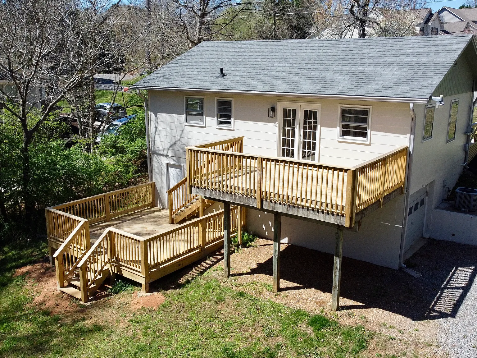 2 bed, 1216 sqft, $2,200 — Photo 3