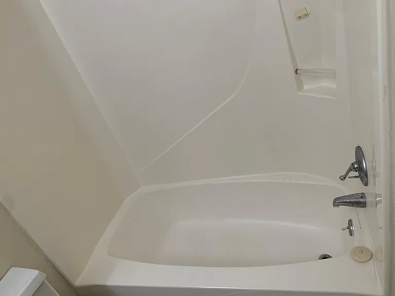 321 Withers St #16 — Photo 3