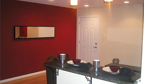 2 bed, 800 sqft, $1,689 — Photo 3