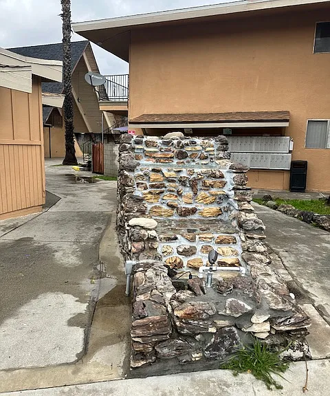 Del Rosa Palms Apartments — Photo 15