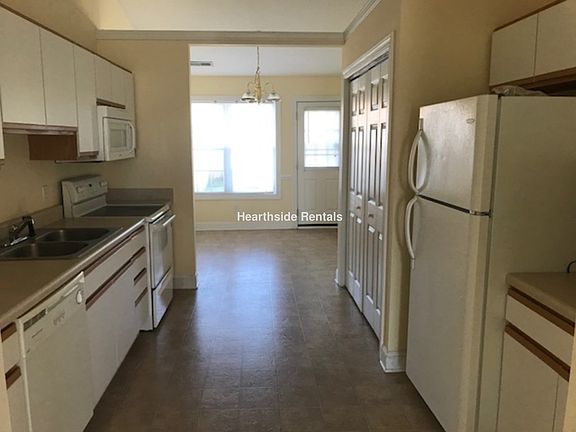 4th image of 3604-B Palmer Dr