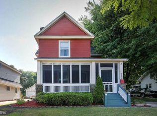 1356 Columbia Ave NE, Grand Rapids, MI 49505