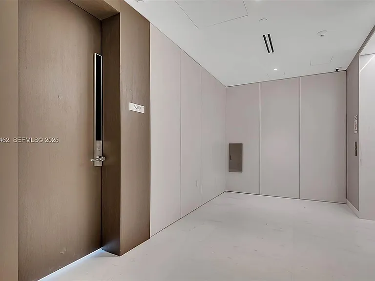 300 Biscayne Boulevard Way #3008W — Photo 2