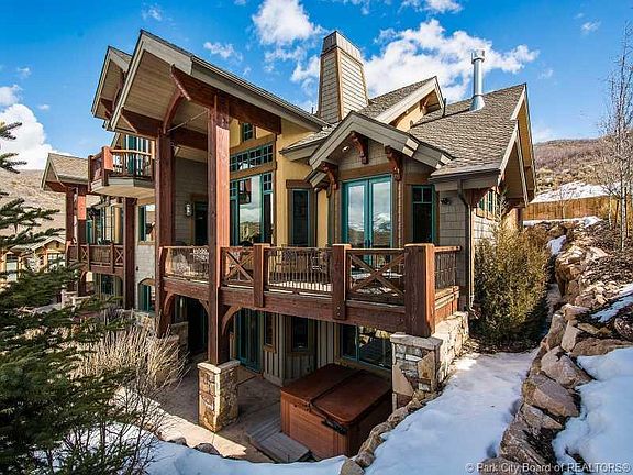 4th image of 2659 Eagle Cove Dr #104