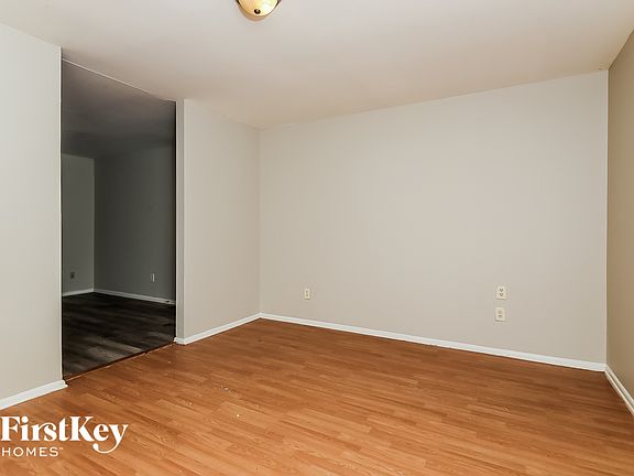 3rd image of 4110 Mellis Dr
