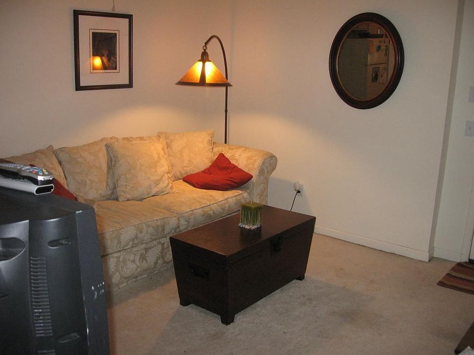 2nd image of 11 Prospect St