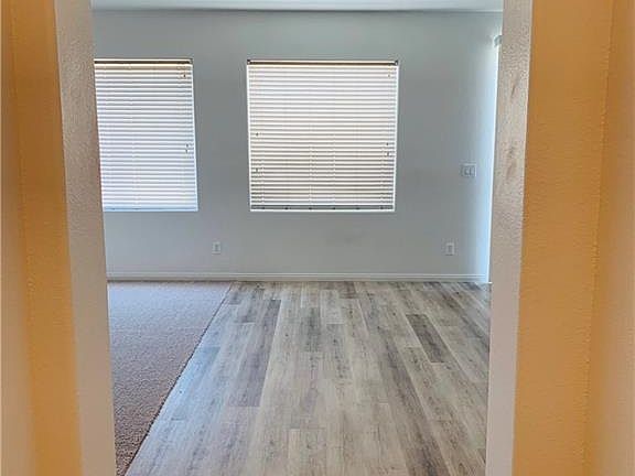 4th image of 5227 English Aster Ct