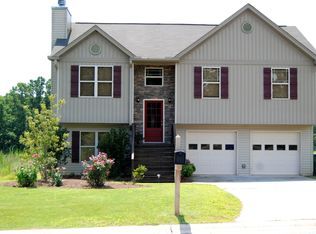 273 Highland Pointe Dr, Alto, GA 30510