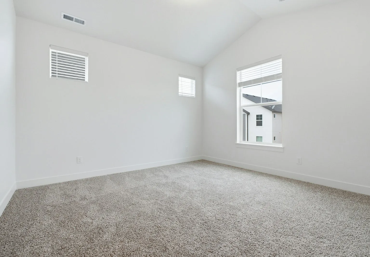 882 N Coulsen Dr. J303 — Photo 4