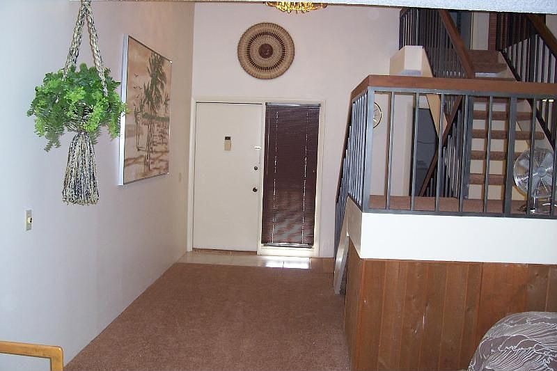 2nd image of 1461 E Golfview Dr