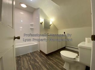 456 Washington St APT 6, Coventry, RI 02816