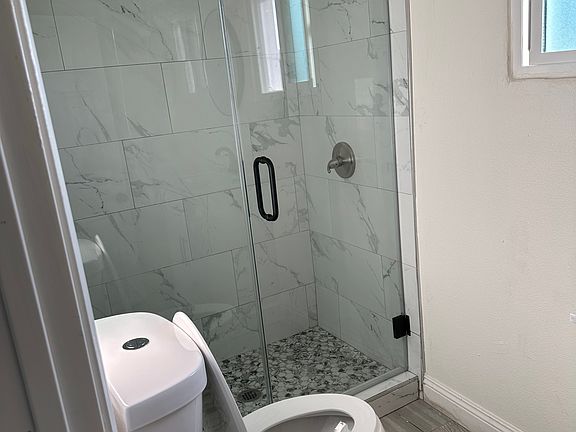 5th image of 35016 Avenue D