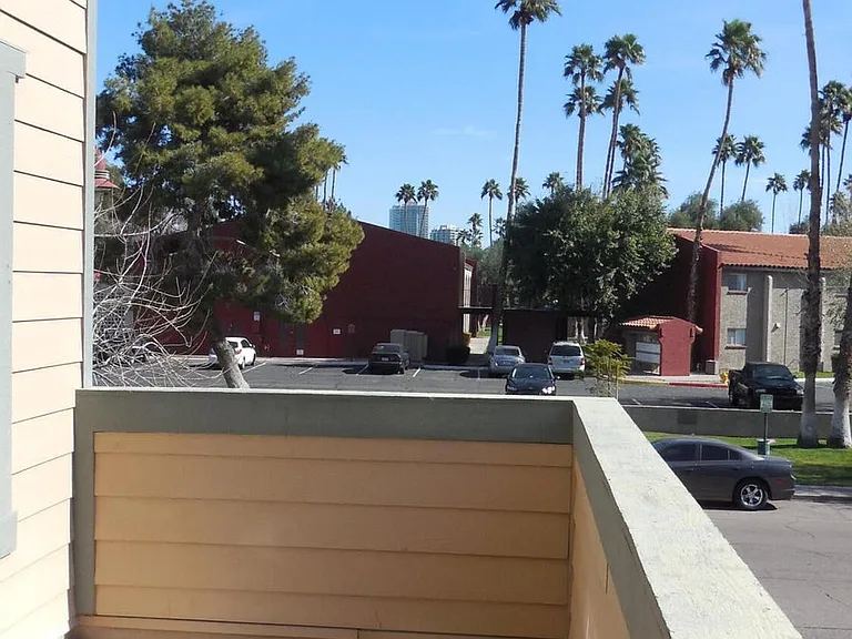 746 S Beck Ave — Photo 17
